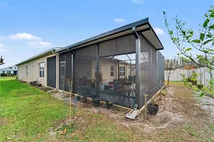 10155 Gliding Eagle Wy, Land O Lakes, FL 34638 - Photo 18