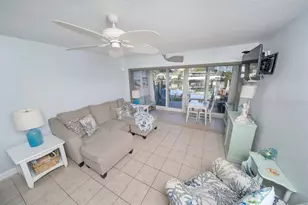 595 Westwinds Dr, Palm Harbor, FL 34683 - Photo 6