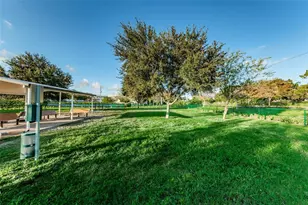 2404 Florentine Way, Clearwater, FL 33763 - Photo 48