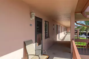 110 Lakeside Ct, Oldsmar, FL 34677 - Photo 2