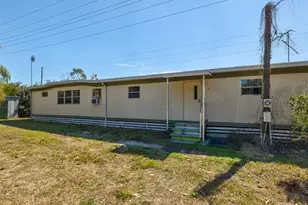 4512 Lane Rd, Zephyrhills, FL 33541 - Photo 2