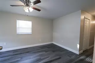 2706 E 99th Ave, Tampa, FL 33612 - Photo 20