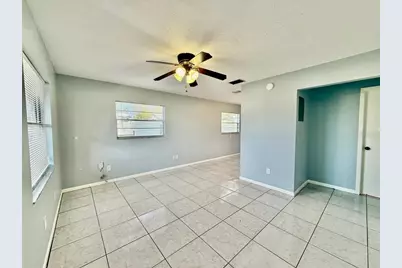 10812 Hannaway Drive #B, Riverview, FL 33578 - Photo 4