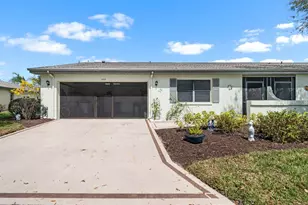 1415 Langley Dr, Sun City Center, FL 33573 - Photo 32