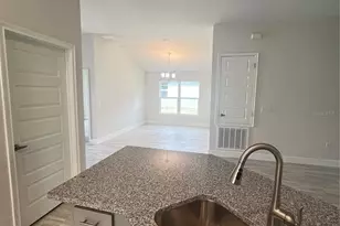 13064 Kent Bradley St, Dade City, FL 33525 - Photo 8