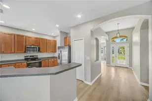 1834 Mira Lago Cir, Ruskin, FL 33570 - Photo 16