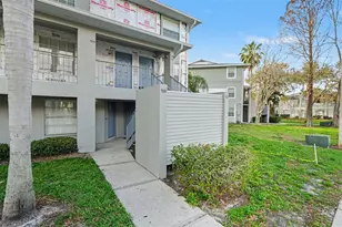 7218 E Bank Dr, Tampa, FL 33617 - Photo 2