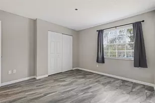 7218 E Bank Dr, Tampa, FL 33617 - Photo 20