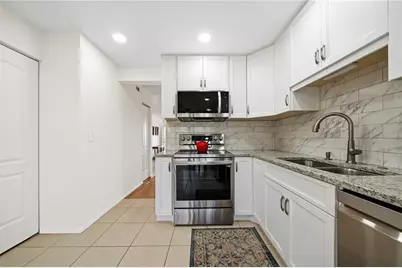 4910 Bay Street NE #311, Saint Petersburg, FL 33703 - Photo 12