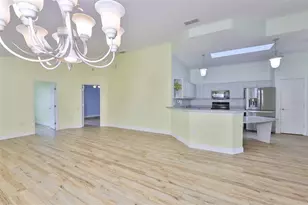 2411 Old Nantucket Ct, Sun City Center, FL 33573 - Photo 8