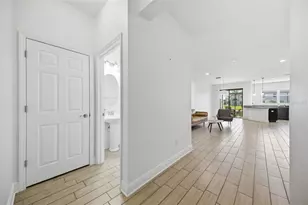 11539 Crowned Sparrow Ln, Tampa, FL 33626 - Photo 12