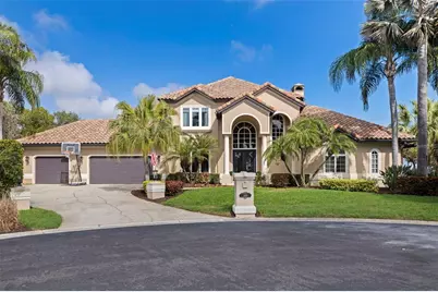 1285 Gasparilla Drive NE, Saint Petersburg, FL 33702 - Photo 2