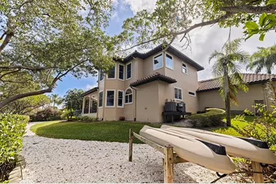 1285 Gasparilla Drive NE, Saint Petersburg, FL 33702 - Photo 40