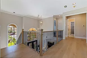 1285 Gasparilla Dr NE, Saint Petersburg, FL 33702 - Photo 32