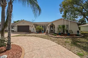 7104 Bramblewood Dr, Port Richey, FL 34668 - Photo 2