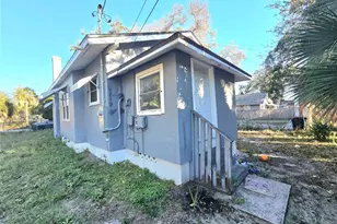 2001 11th St S, Saint Petersburg, FL 33705 - Photo 2