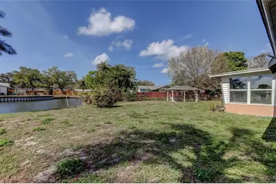 8586 Forsyth Drive, Seminole, FL 33772 - Photo 20