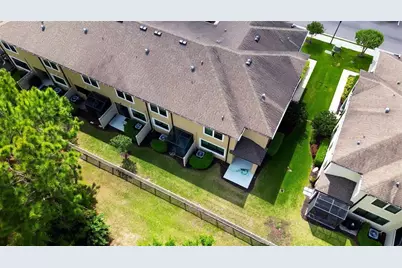 9204 Fox Sparrow Road, Tampa, FL 33626 - Photo 32
