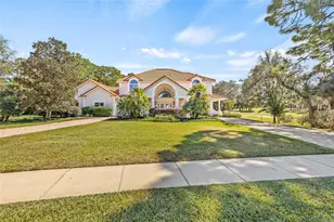 5198 Legend Hills Ln, Spring Hill, FL 34609 - Photo 6
