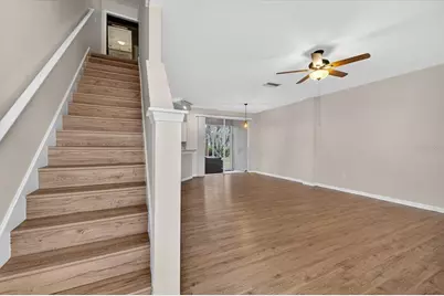 11047 Black Swan Court, Seffner, FL 33584 - Photo 4