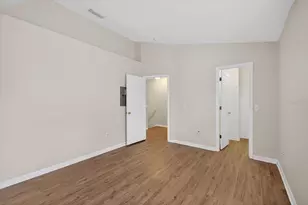 11047 Black Swan Ct, Seffner, FL 33584 - Photo 16