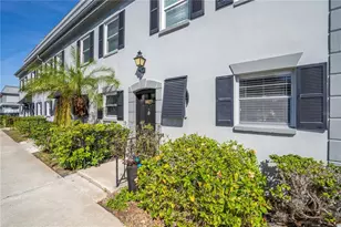 6927 Place De La Paix, Saint Petersburg, FL 33707 - Photo 6