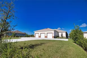 289 Boundary Blvd, Rotonda West, FL 33947 - Photo 8