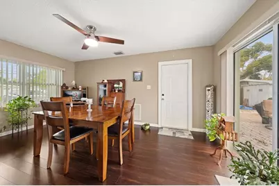 1339 Russell Drive N, Saint Petersburg, FL 33710 - Photo 10