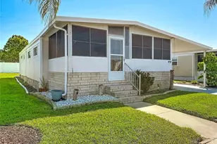 272 Northgate Dr, Tarpon Springs, FL 34689 - Photo 4