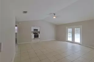 [Address not provided], Plant City, FL 33566 - Photo 2