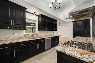 333 30th Ave N, Saint Petersburg, FL 33704 - Photo 6