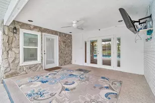 1611 Sunnyhills Dr, Brandon, FL 33510 - Photo 32