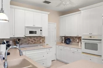 6339 Vista Verde Drive E, Gulfport, FL 33707 - Photo 16