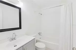 2064 Sunset Point Rd, Clearwater, FL 33765 - Photo 22