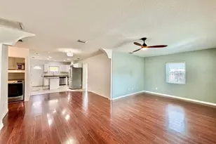 809 W Hiawatha St, Tampa, FL 33604 - Photo 4