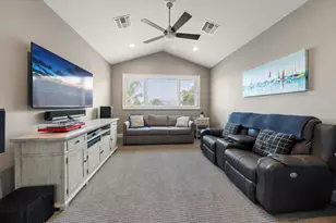 109 Driftwood Ln, Largo, FL 33770 - Photo 56