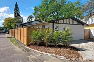 3021 Granville Ct N, Saint Petersburg, FL 33704 - Photo 6