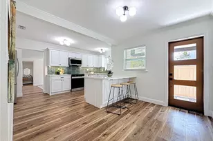 3021 Granville Ct N, Saint Petersburg, FL 33704 - Photo 18