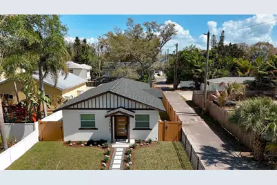 3021 Granville Court N, Saint Petersburg, FL 33704 - Photo 2