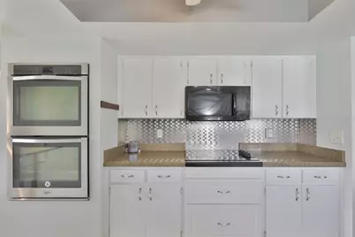 2514 Locksley Street, Sun City Center, FL 33573 - Photo 18