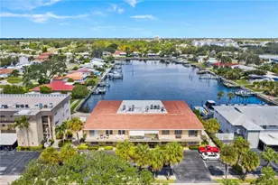 3753 46th Ave S, Saint Petersburg, FL 33711 - Photo 2