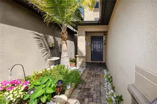 2753 Hampton Green Ln, Brandon, FL 33511 - Photo 4