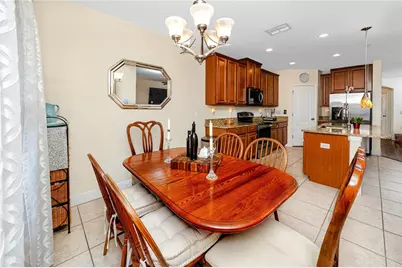 2753 Hampton Green Lane, Brandon, FL 33511 - Photo 24