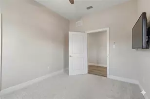 2920 W Ivy St, Tampa, FL 33607 - Photo 16