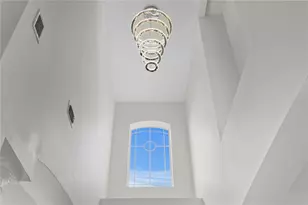 14746 San Marsala Ct, Tampa, FL 33626 - Photo 6