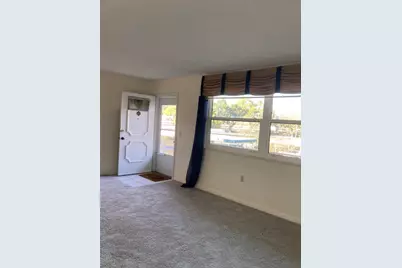 5750 80th Street N #C202, Saint Petersburg, FL 33709 - Photo 2