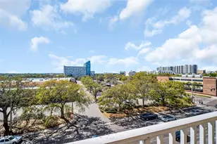 316 8th St S, Saint Petersburg, FL 33701 - Photo 12