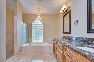 3373 Crescent Oaks Blvd, Tarpon Springs, FL 34688 - Photo 16