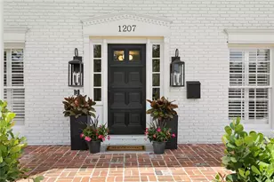 1207 S Druid Ln, Tampa, FL 33629 - Photo 2