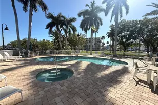 423 150th Ave, Madeira Beach, FL 33708 - Photo 24